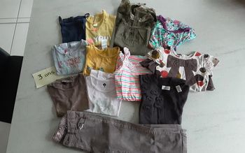 Lot 12 vêtements fille 3 ans