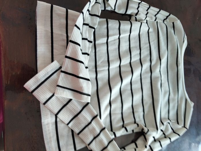 Tee shirt