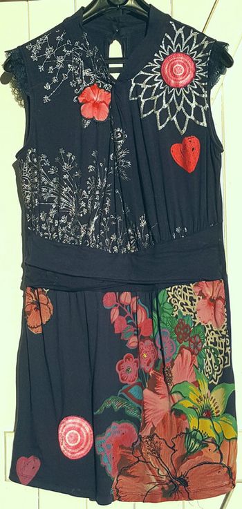 Tres jolie robe Desigual XL
