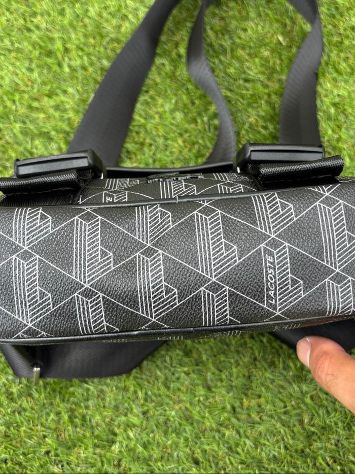 Sacoche Lacoste The Blend Messenger - photo numéro 7