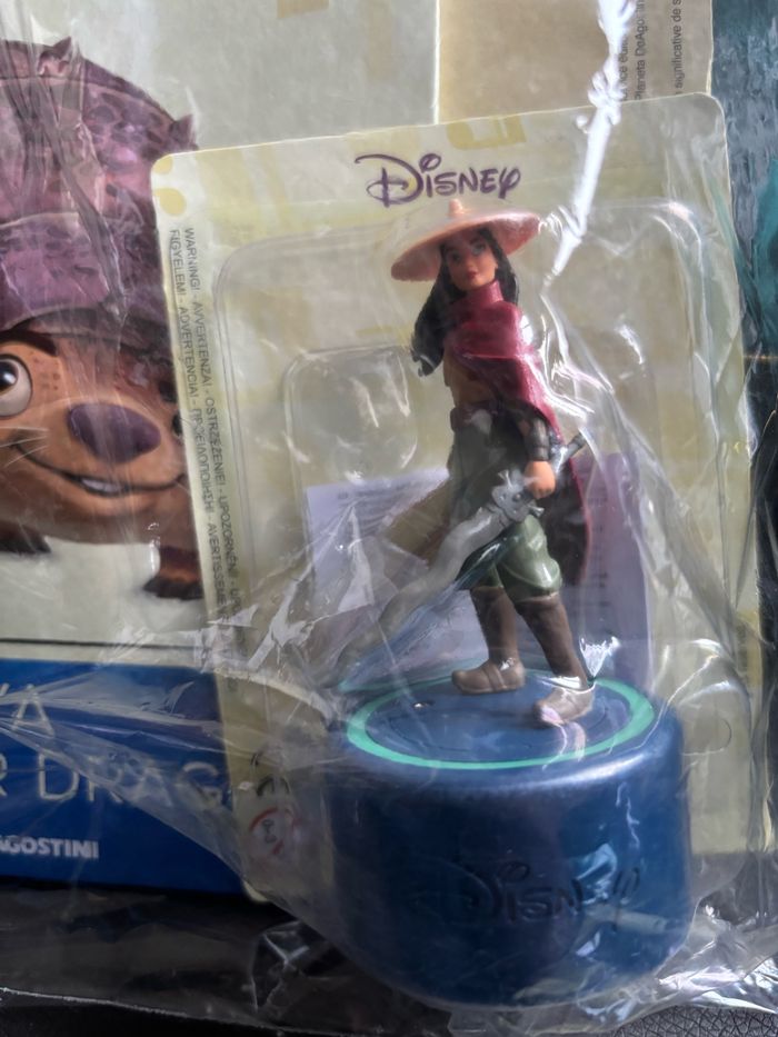Figurine Lumineuse + Livre Raya et le Dernier Dragon n 85 Les Audiocontes Magiques Disney Altaya - photo numéro 2