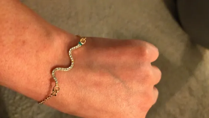 Bracelet forme de serpent doré, femme - photo numéro 3