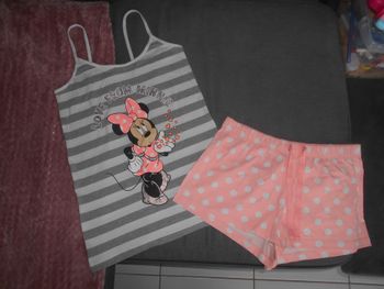 Pyjama-short Minnie (Disney), taille: XS (correspond à du 34), neuf