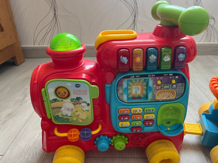 Vends locomotive et1vagon avec des cubes - photo numéro 2