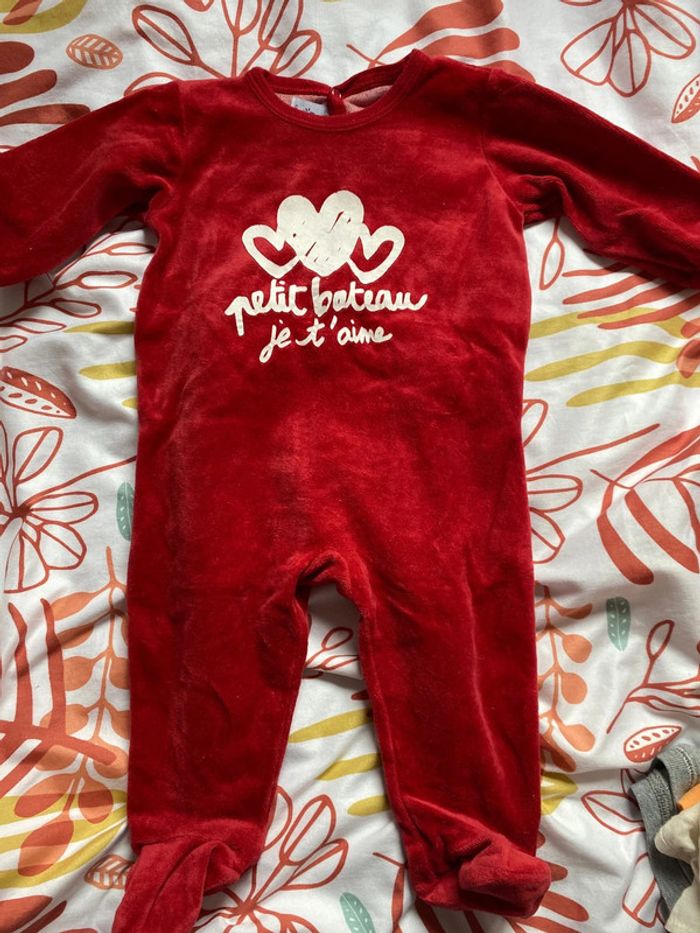 Lot de pyjamas - photo numéro 5