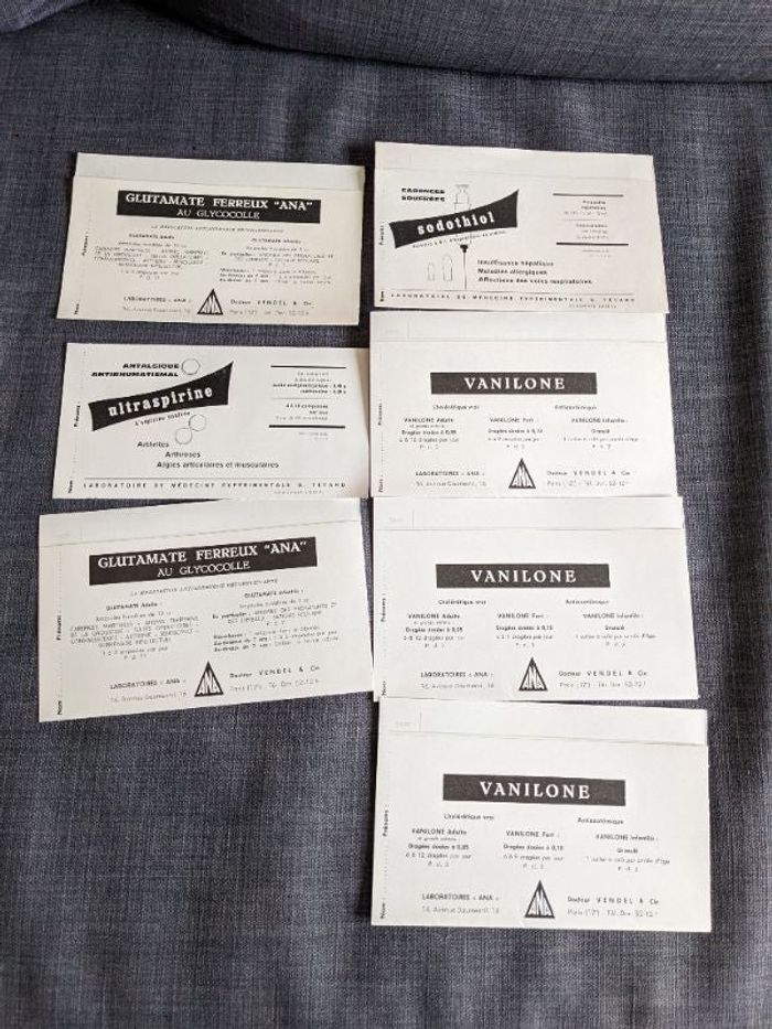 Dossiers médicaux publicitaires vintage
