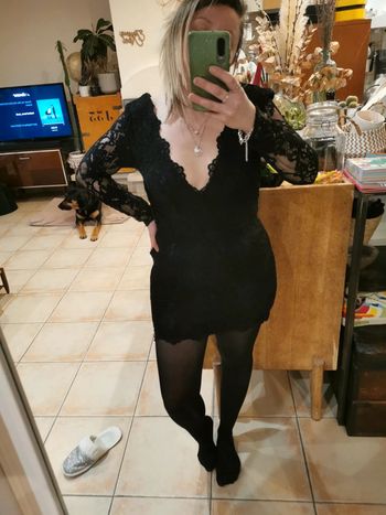 Robe dentelle moulante