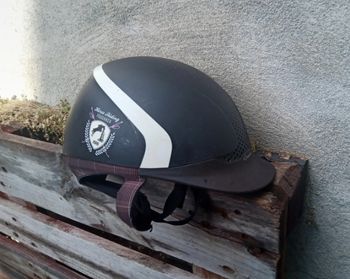 Bombe  d'équitation Fouganza taille 53 55