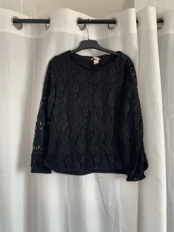 Pull dentelle