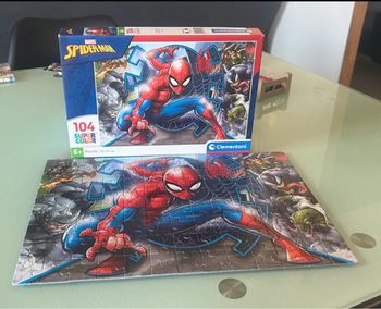 Puzzle 104 pièces Spiderman
