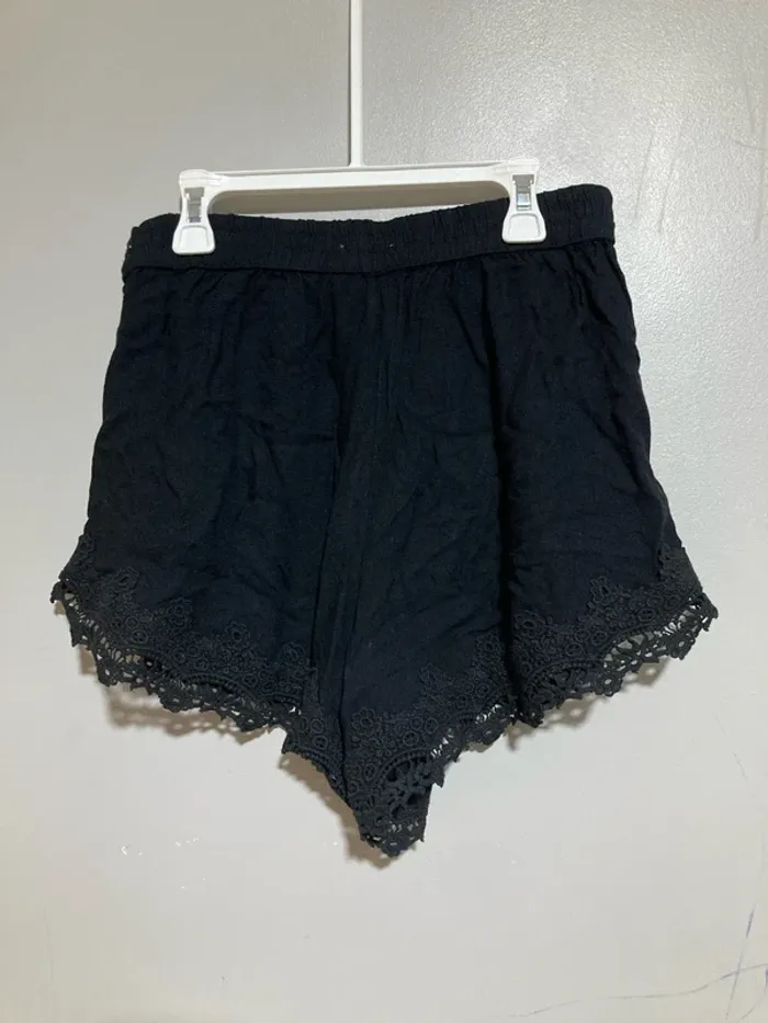 Short noir taille haute Clockhouse C&A– Taille 40 - photo numéro 12