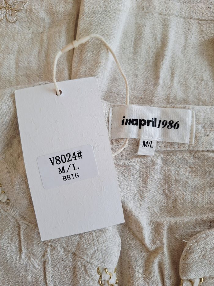 T-shirt taille M/L marque In April 1986 - photo numéro 5