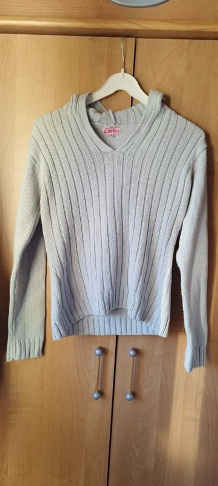 Pull a capuche