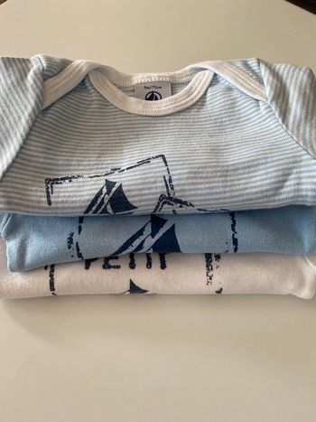 Lot 3 bodies Petit bateau