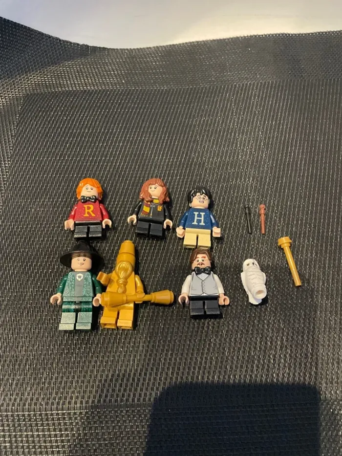 Lego Harry Potter lot minifigures Ron Edwige Hermione professeur Flitwick mini figurine officiel