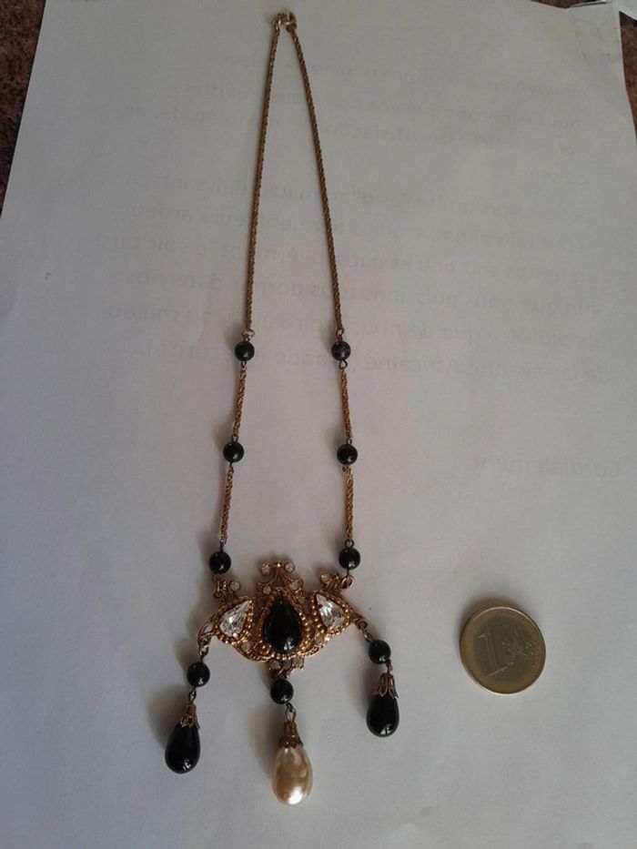 Sublime ras du cou vintage authentique chic