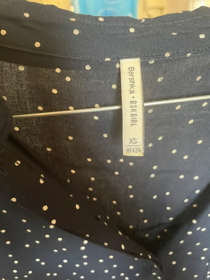 Chemise à pois taille XS - photo numéro 3