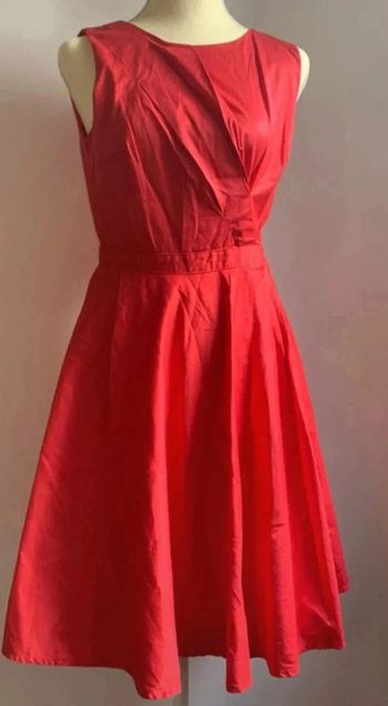 Magnifique robe taille 36 marque naf naf neuve