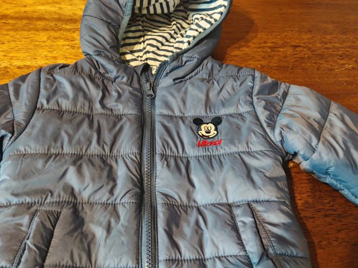 Doudoune veste Mickey taille 36 mois - photo numéro 3