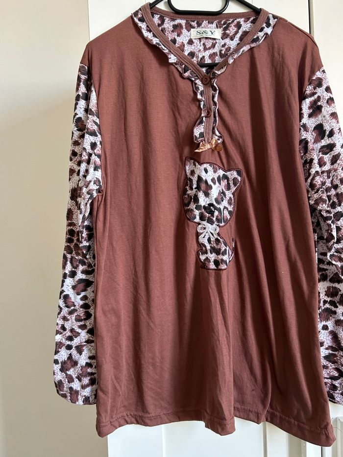 Haut de pyjama marron léopard S&Y Tailles XL-XXL - photo numéro 2