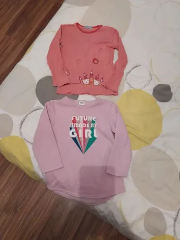 2 hauts de pyjama