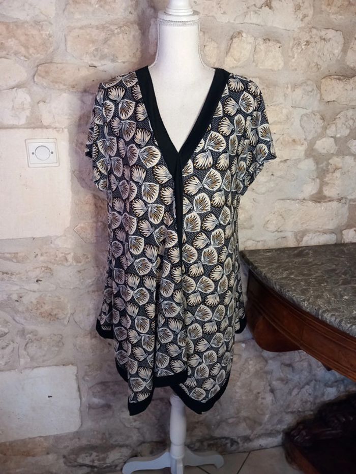 Robe mi-longue