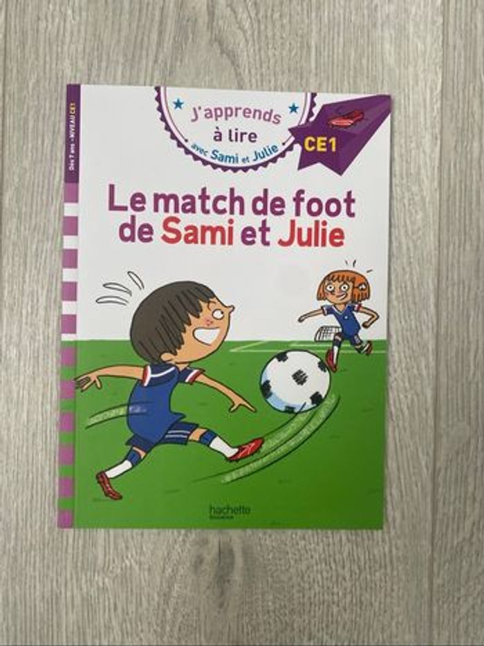 Livre “Le match de foot de Sami et Julie”  Niveau CE1 - photo numéro 2