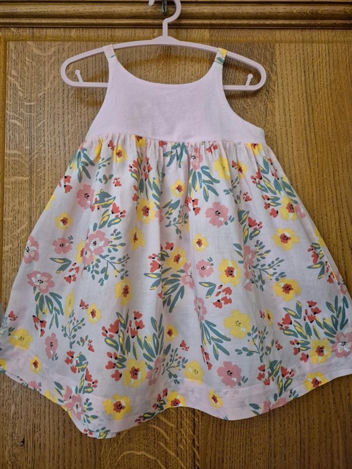 Robe rose à fleurs 23 mois - photo numéro 2