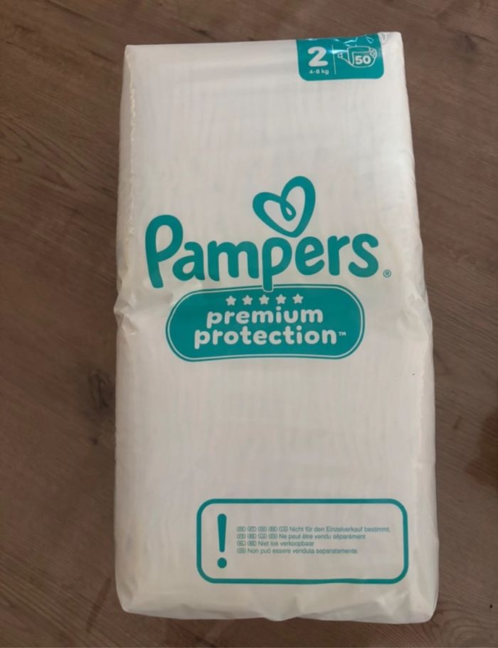 Carton couches Pampers taille 2 total 104 couches - photo numéro 4