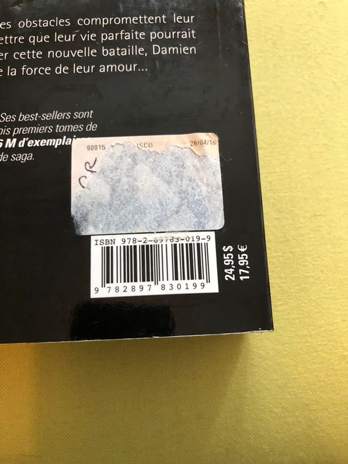 Livre retiens moi - photo numéro 6