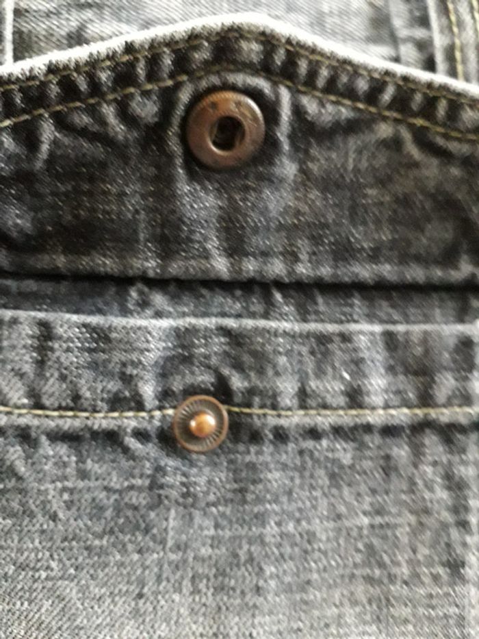 Jeans stone - 10 ans - photo numéro 7