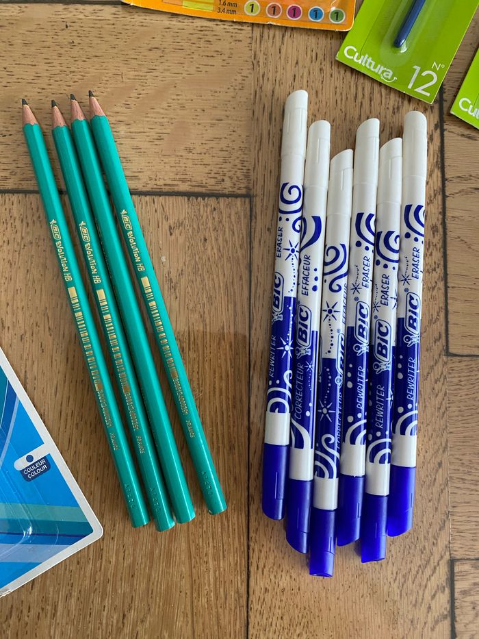 Lot fournitures scolaires neuves - photo numéro 7