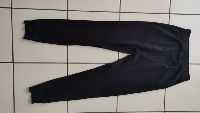 Bas de jogging noir KIABI taille 34 (14 ans) comme NEUF - photo numéro 8