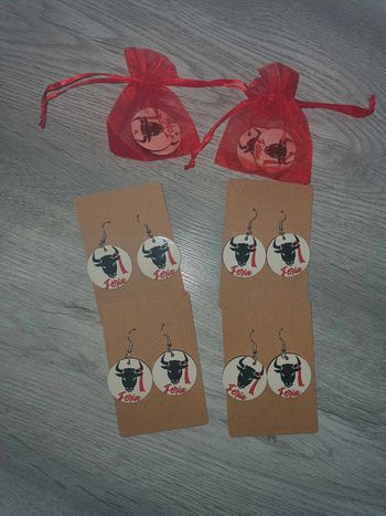 Boucle d'oreille féria