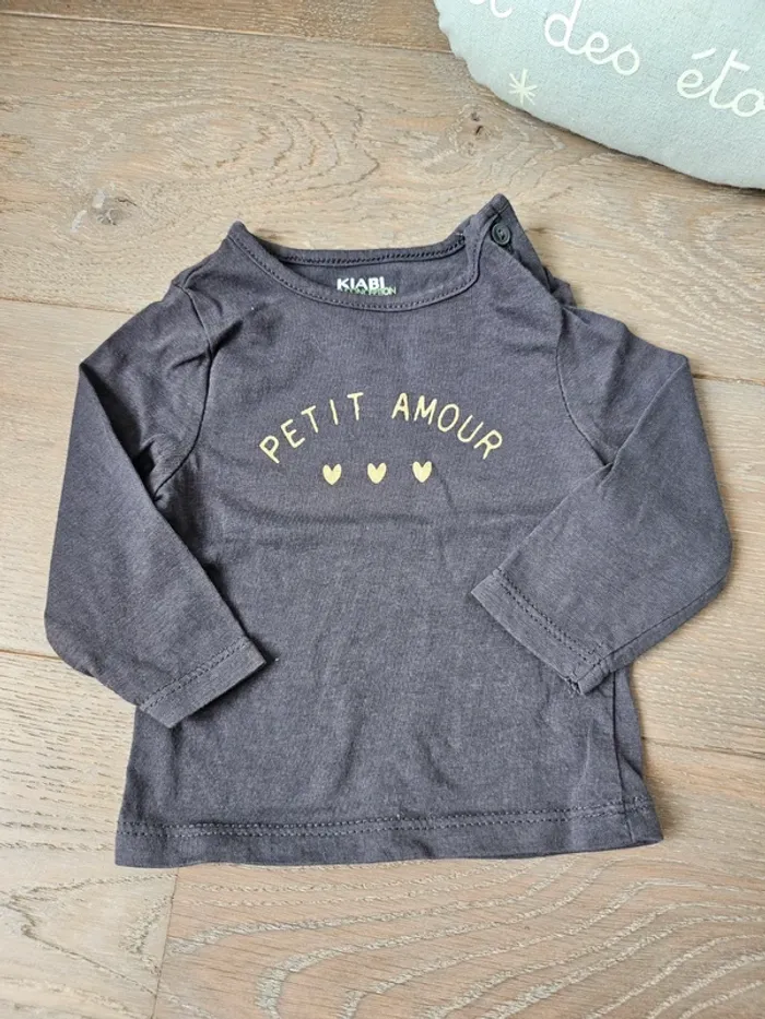 Lot 4 Tshirt manches longues 1 mois - photo numéro 8