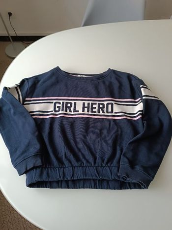 Pull fille 8/10 ans