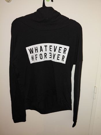 Pull colle rouler
