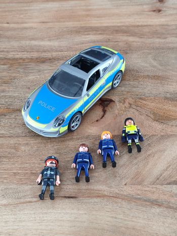 Voiture de police Playmobil