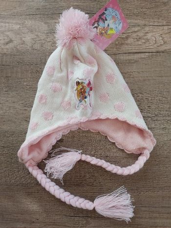 Bonnet avec pompom