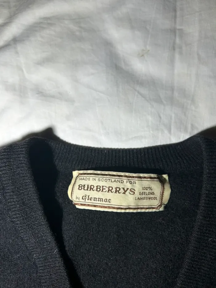Pull à col V burberry’s - photo numéro 4