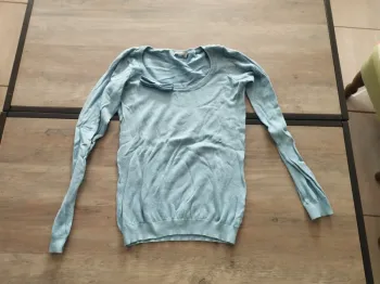 Pull 3 suisses avec noeud