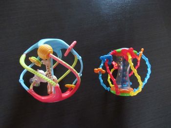 2 Balle de jeu Twistin'ball Sophie la Girafe + balle d'activité d'éveil pour bébé