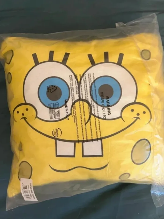 Oreiller Sponge Bob pour enfant, Neuf sans étiquette, Disney