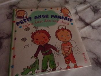 Livre Petit ange parfait Jules fait des caprices Fleurus