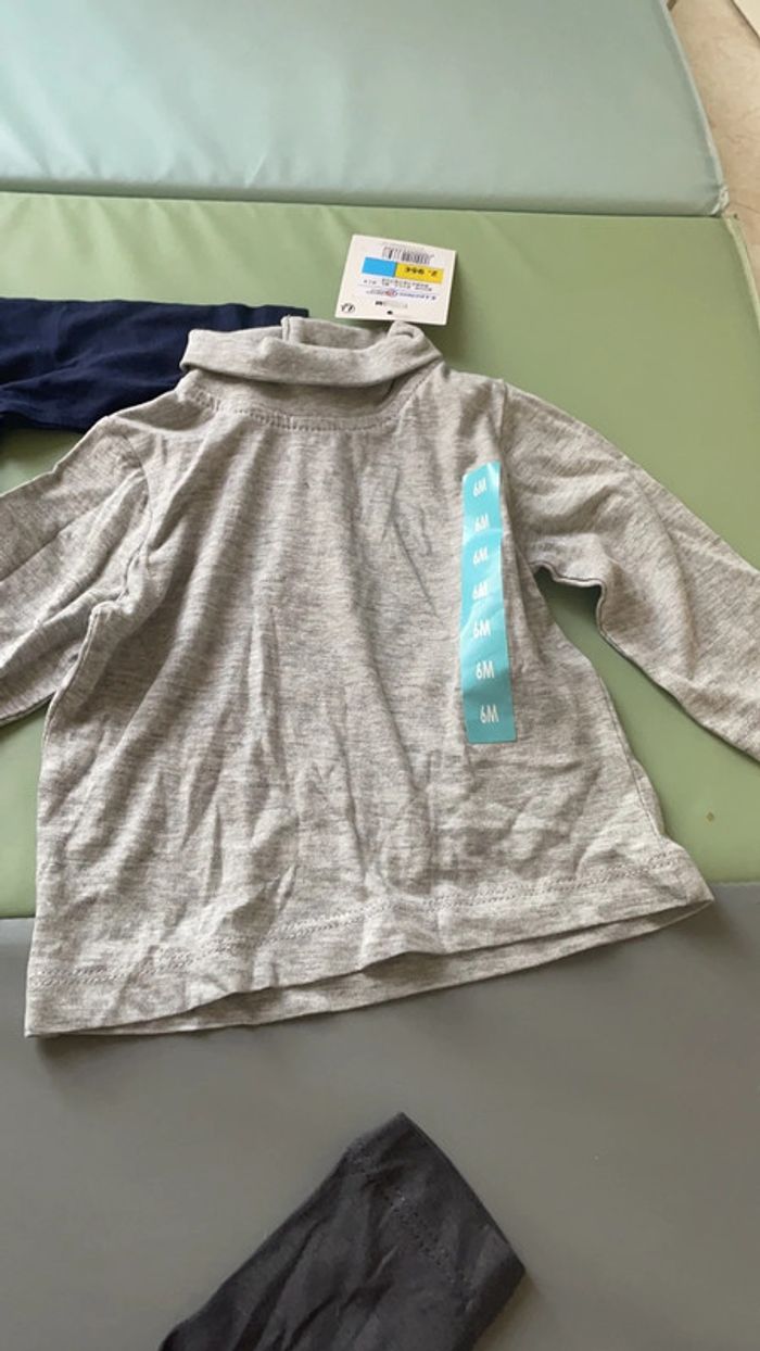 Lot de 3 sous-pulls taille 6 mois - photo numéro 3