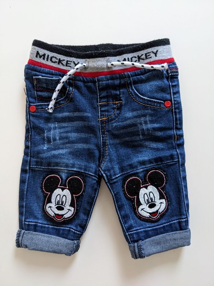 Lot de vêtements Mickey - photo numéro 2
