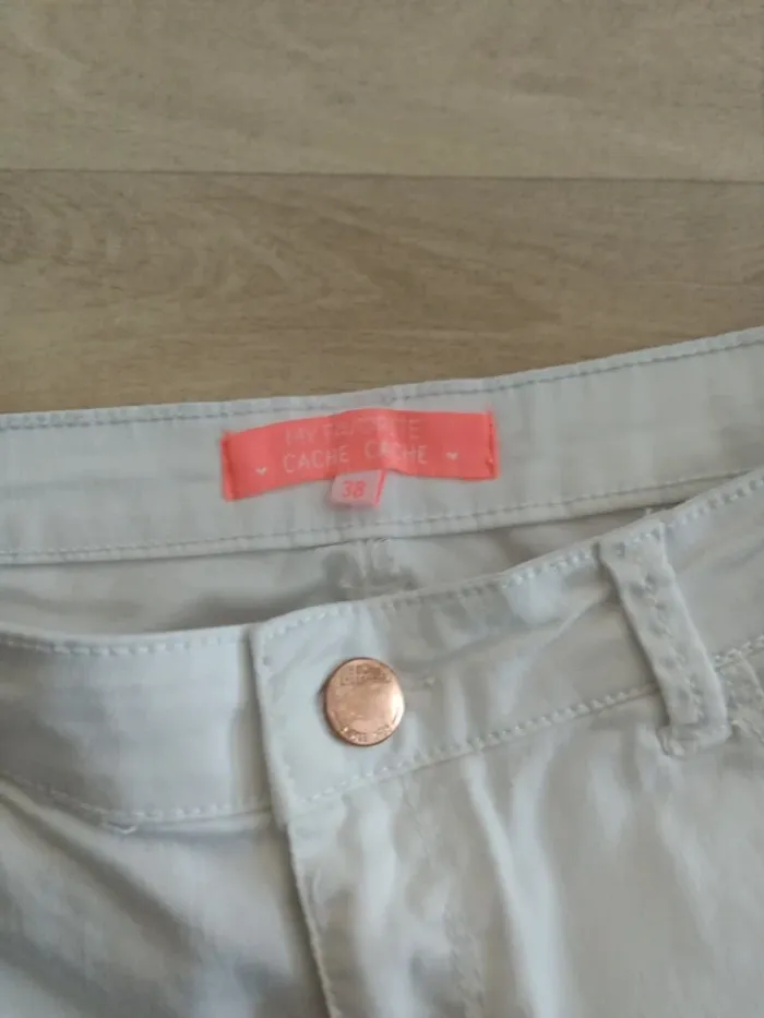 Jean cache cache - photo numéro 2