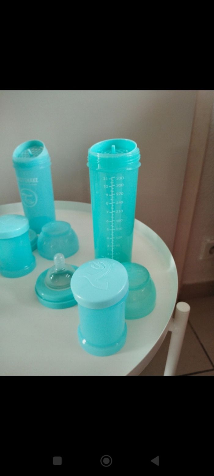 Lot biberon twistshake 260 ml et 330 ml + recharge - photo numéro 3
