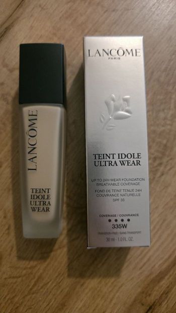 Lancome Fond de teint Neuf Idole Ultra Wear 335W