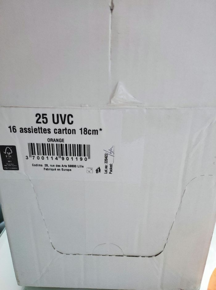 Lot Assiettes en carton neuves - photo numéro 3
